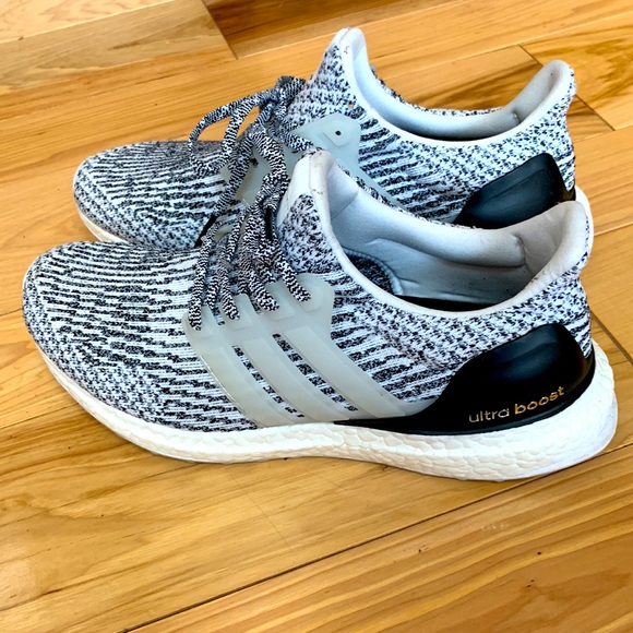 Adidas Ultraboost 3.0 Oreo - Picture 2 of 8